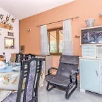 Dom wakacyjny Two-bedroom In Dolenja Vas