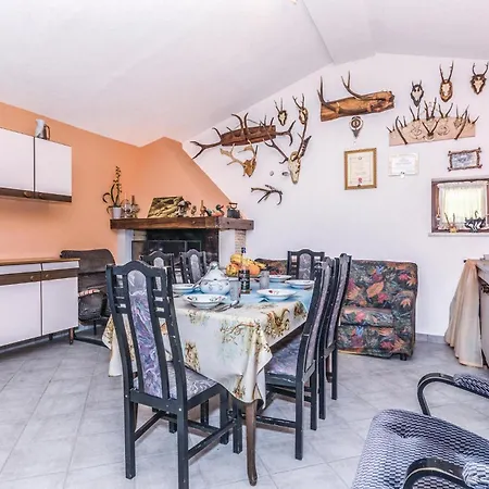 Two-bedroom In * Dolenja Vas